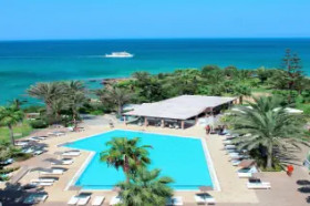 Hotel Crystal Springs Beach